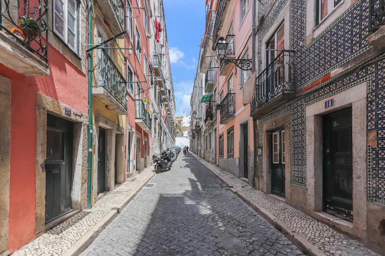 Bairro Alto Cosy By Homing Apartment Lisbon Bagian luar foto