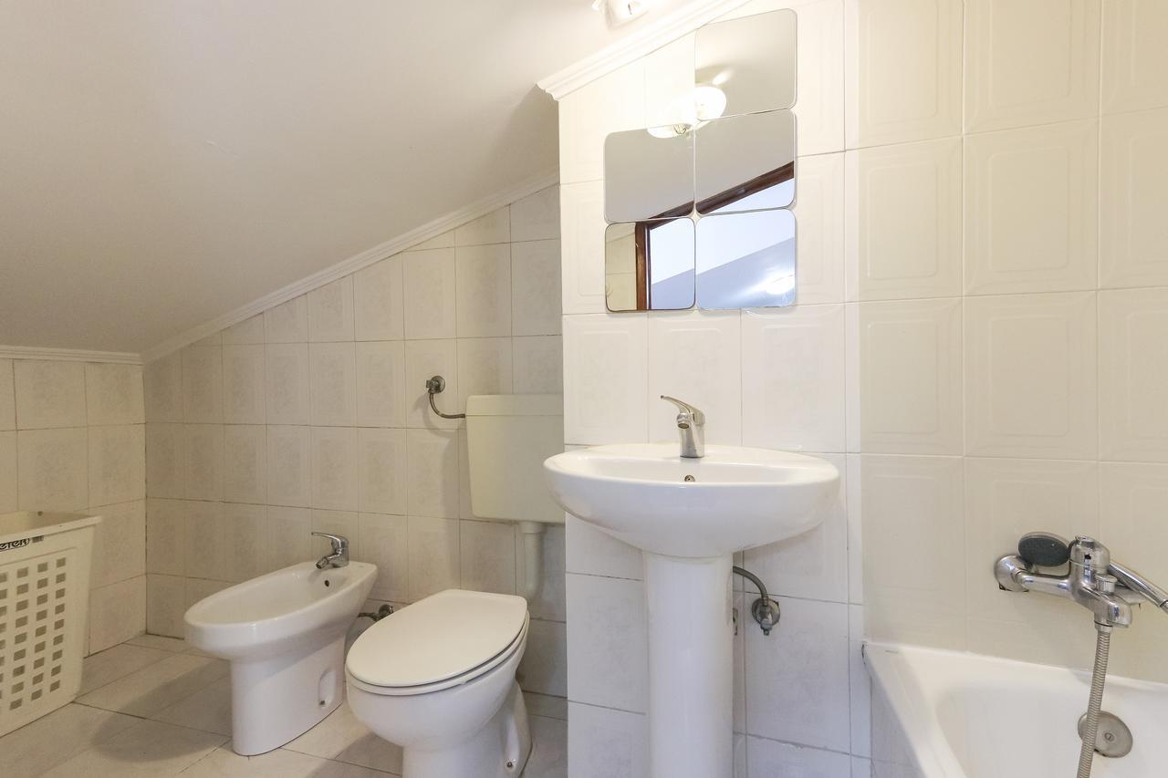 Bairro Alto Cosy By Homing Apartment Lisbon Bagian luar foto