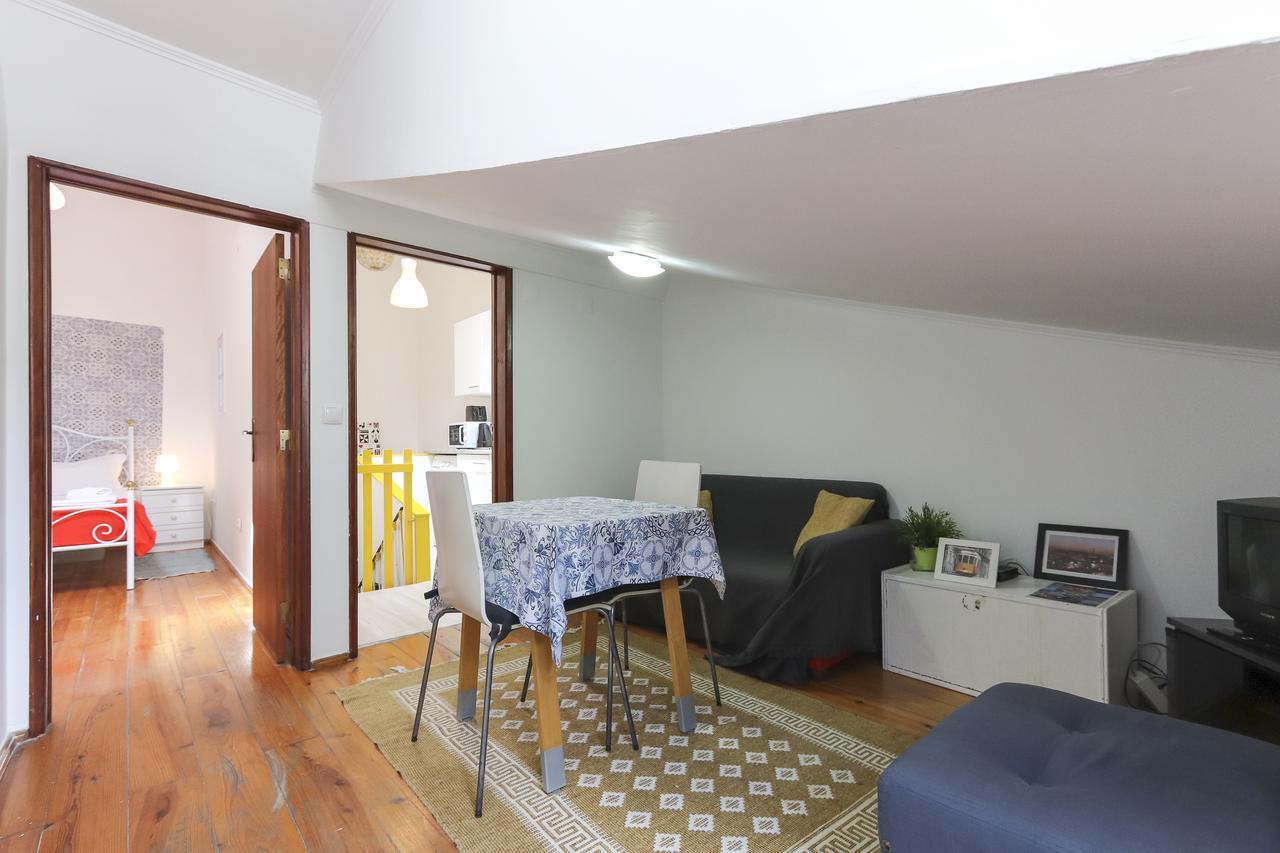 Bairro Alto Cosy By Homing Apartment Lisbon Bagian luar foto